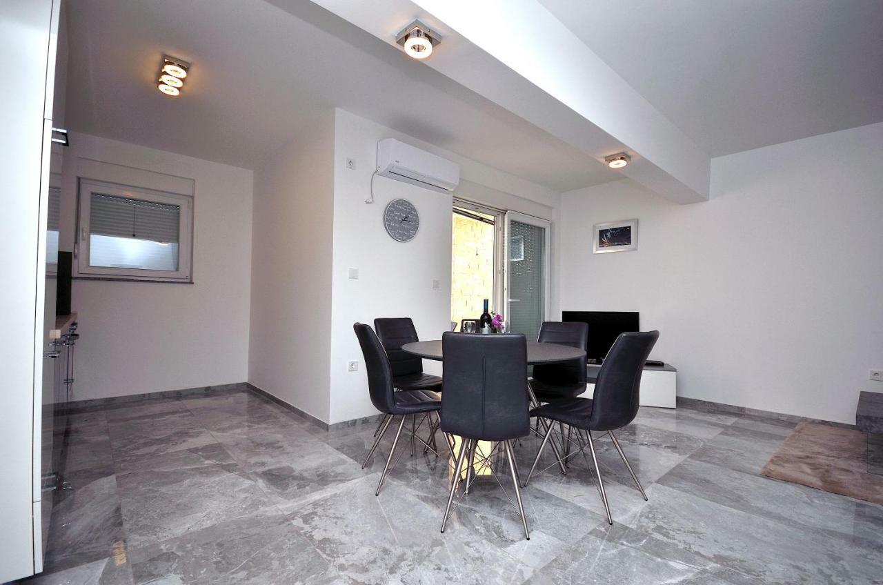 The Nikolic Suites - Villa Woegenstein ตรีบูนย์ ภายนอก รูปภาพ